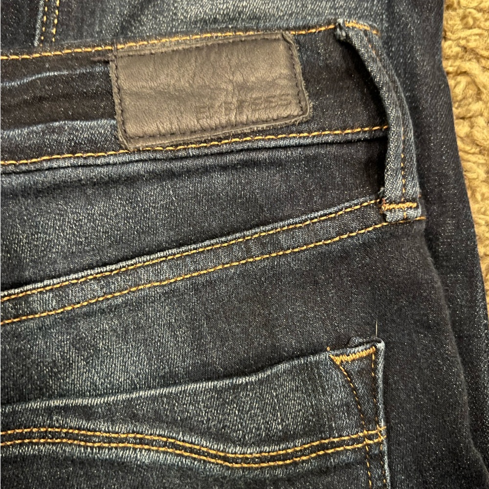 Express Jeans - Picture 3 of 5